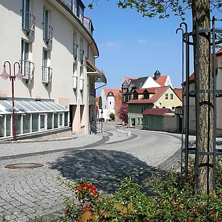Am Schloss 4*