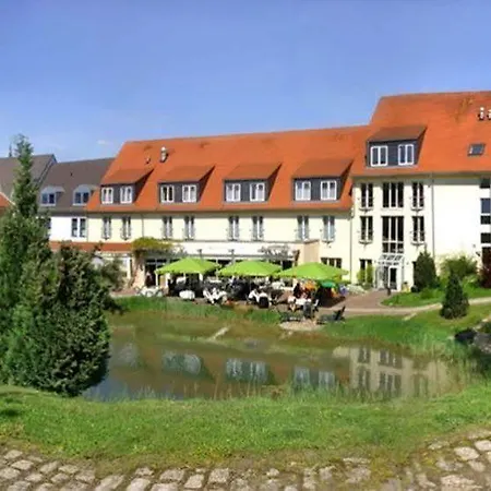 Am Schloss Szálloda