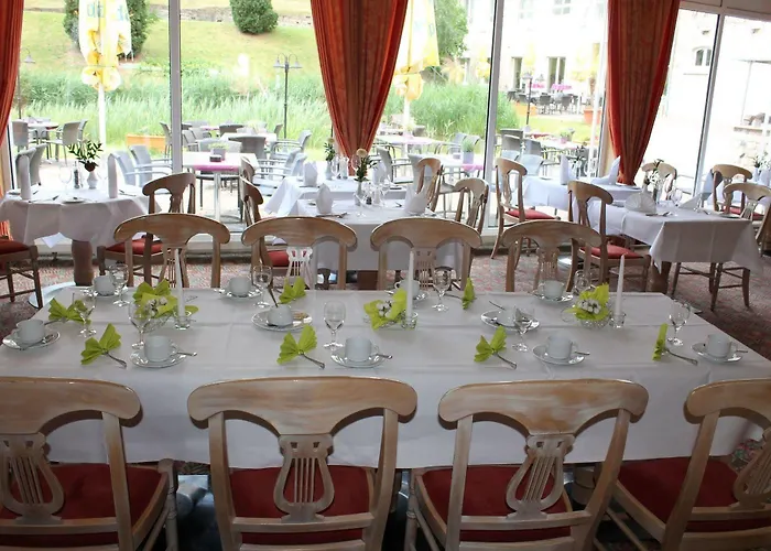 Am Schloss Otel Apolda